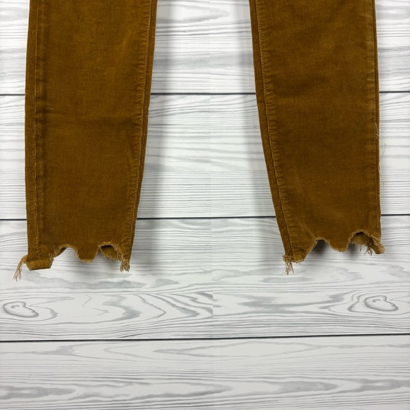 MOTHER High Waisted Looker Ankle Chew Brown Corduroy Pants Size 26 - Picture 3 of 14